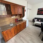 Ξενοδοχείο με διαμερίσματα 68 3*