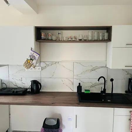 Aparthotel 68 *