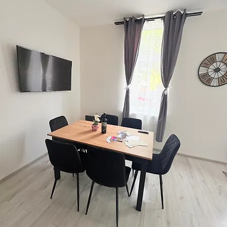 68 Hotel apartamentowy