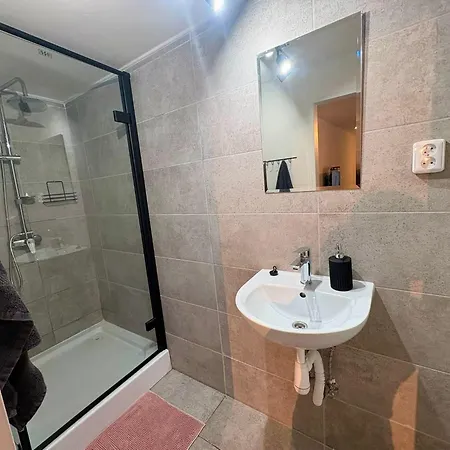 68 Lägenhetshotell 3*